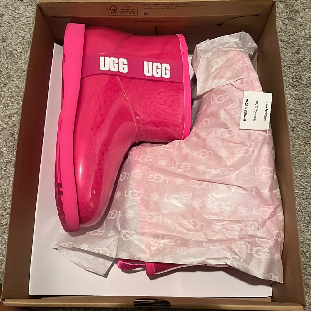 Taffy Pink Kids’ Classic Clear Mini II